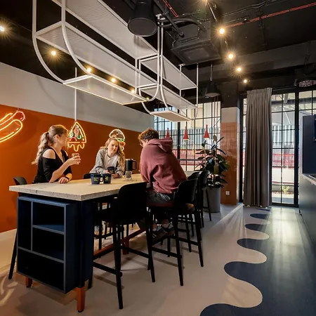 Studentspace Apartahotel 3*